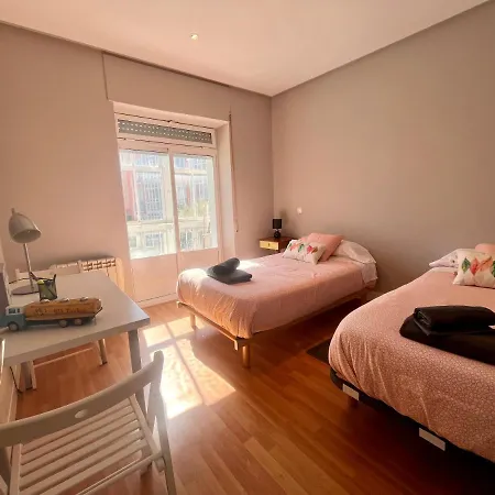 Apartamento En La Plaza De Libertad Junto Al Cid Campeador Burgos Apartamento Burgo