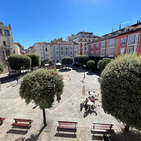Atuaire Plaza De Libertad Junto A El Cid Campeador Apartmán Burgo